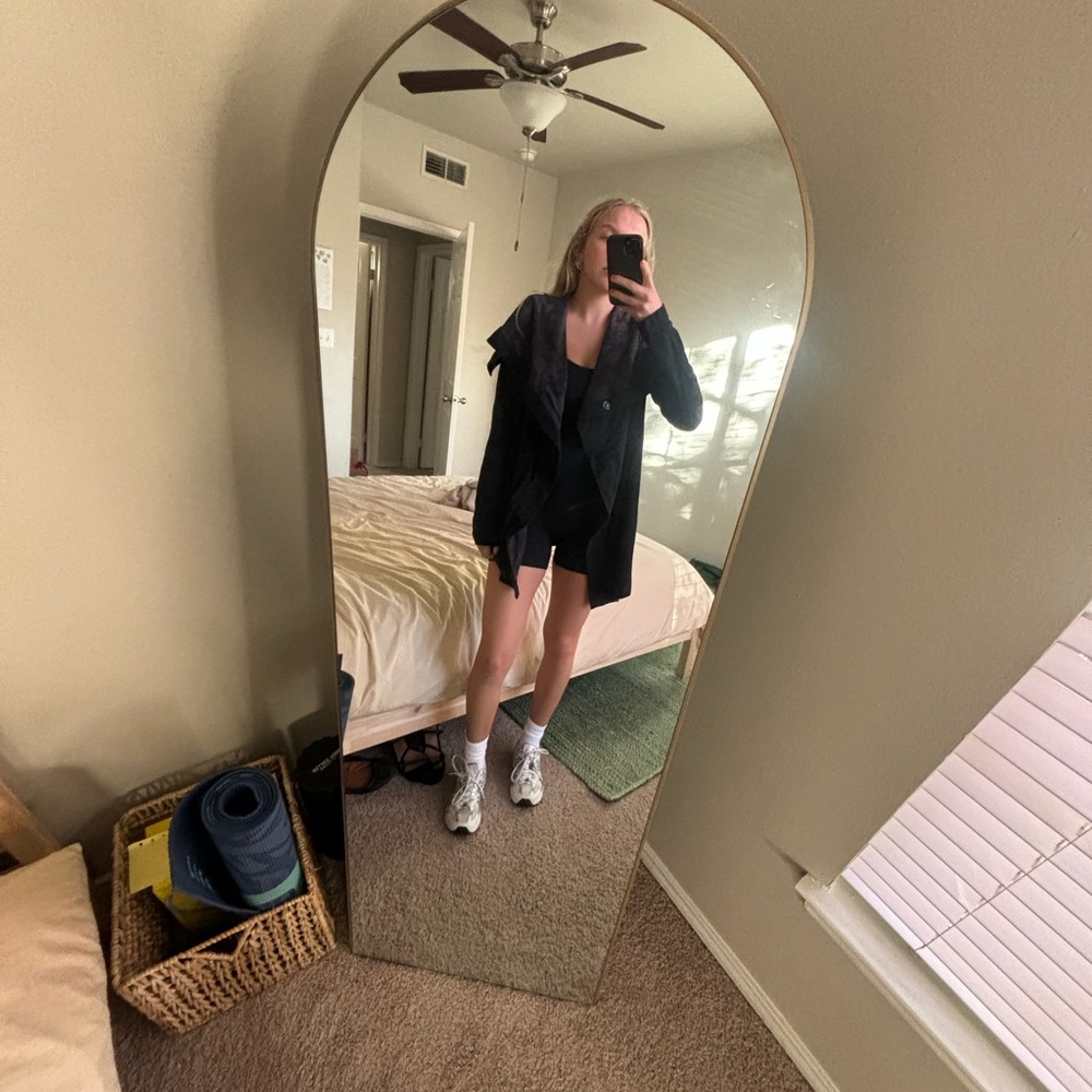 Black Lululemon Jacket - Picture 2 of 3